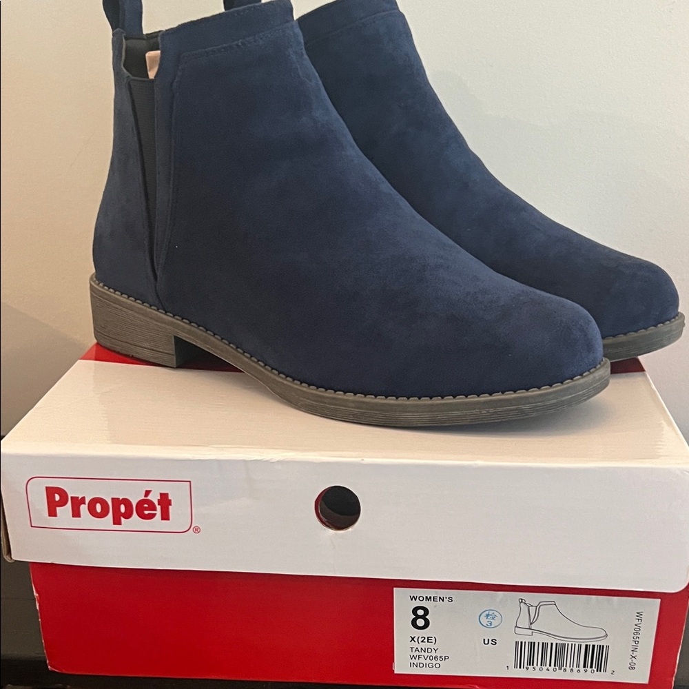 Propet Women's Navy Ankle Booties